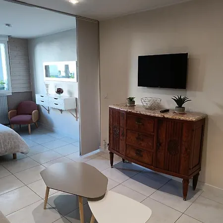Majestic Isal-inn Apartment