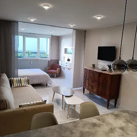 Majestic Isal-inn Apartment